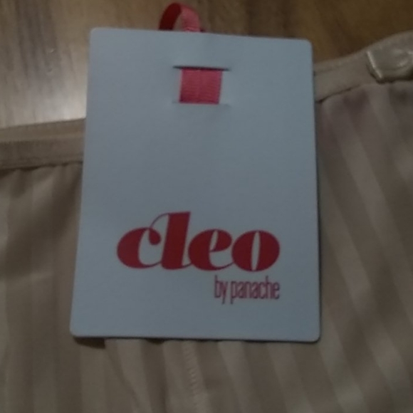 Cleo women color latte xs. - Picture 3 of 5